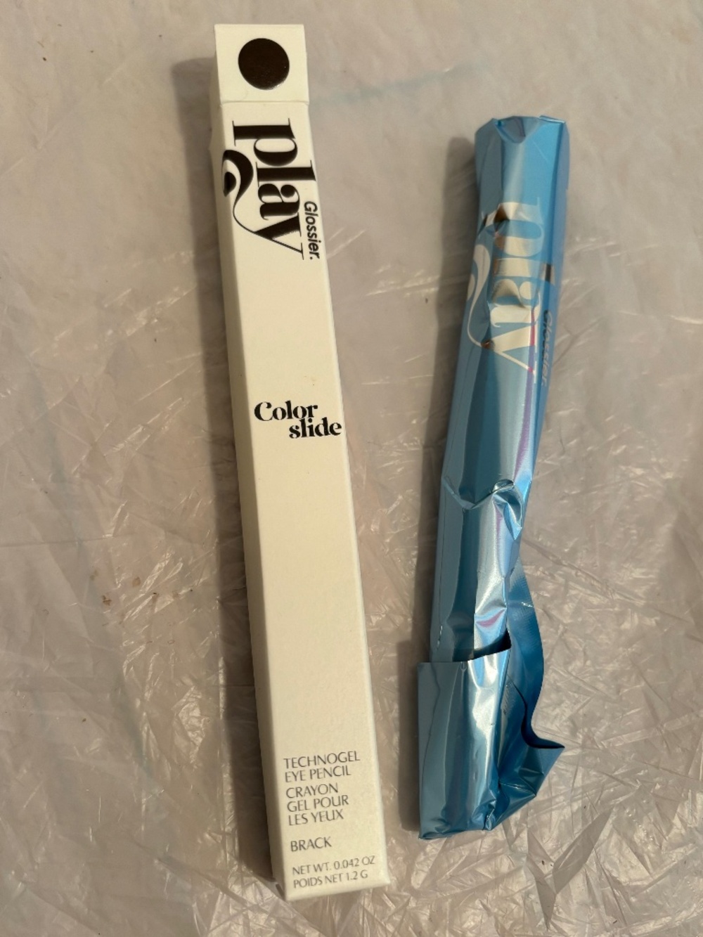 NWT Glossier Play Colorslide Eye Pencil